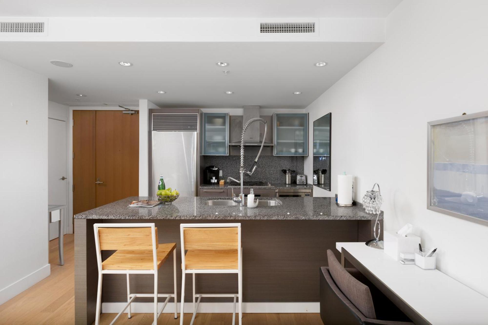 Habitas Apartment Vancouver Exterior photo